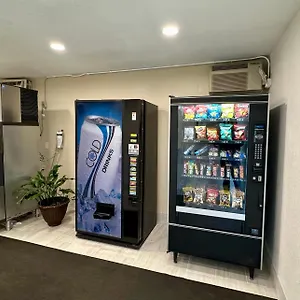 2* Motel Royal And Airport